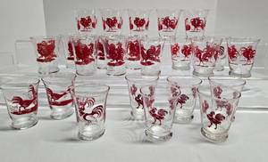 lot 187 image: Large Set of Rooster Themed Juice Glasses