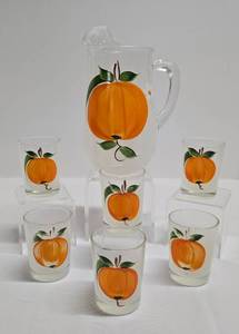 lot 193 image: Mid Century Vintage Juice Set