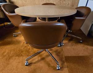lot 197A image: MCM Dining Table & Four Chairs