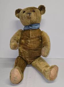 lot 211 image: Antique Mohair Teddy Bear