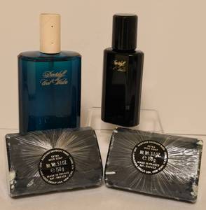 lot 265 image: Davidoff Cool Water Cologne Set