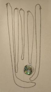 lot 270 image: Sterling Silver Chain Lengths & Vintage Abalone Apple Pendant
