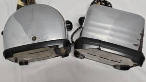 lot 313 image: Sunbeam & Proctor & Gamble Vintage Toaster Set