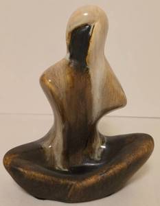 lot 253 image: Mid Century Maigon Daga Seated Female Figure