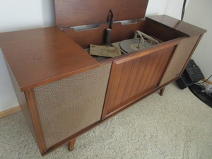 Zenith Console Stereo