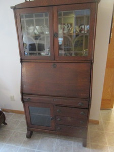 Dropfront Desk  Hutch