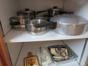 SS Kettles, Aluminum Dutch Oven, Hand Mixer, Electric Knife