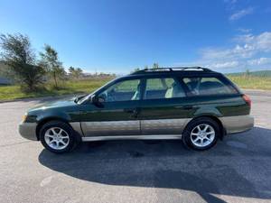 lot 19C image: 2003 Subaru Outback - 1 OWNER - AWD - MANUAL