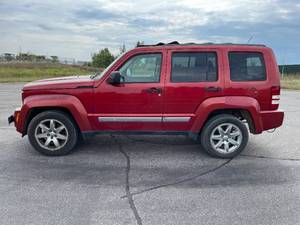 lot 17F image: 2008 Jeep Liberty Limited - 4X4