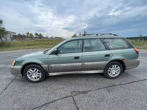 lot 24C image: 2004 Subaru Outback - AWD