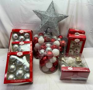 MM. Decorate Your Tree-Bulbs, Tree Top Star