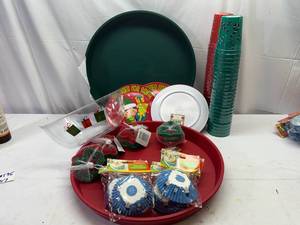 MM. Christmas ServingBaking