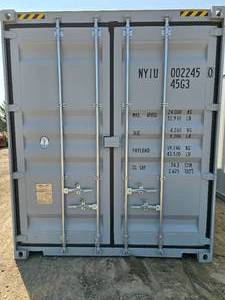 lot 1 image: Sea Container 40 #2450