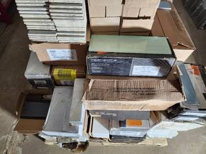 Pallet 90 boxes tile