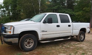 2006 CHEV SILVERADO Z71  34 TON DIESEL CREWCAB