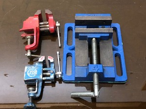 lot 183 image: 3 Smaller Size Industrial Table Vises