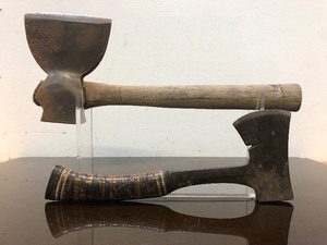 lot 187 image: 2 Vintage Hand Axes  Hatchets