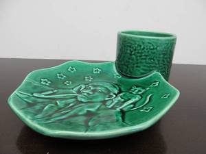 lot 10 image: Interesting Antique Green Majolica Dish wAttached Cup