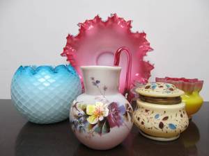 lot 14 image: FANTASTIC Group of Antique Art Glass Pieces