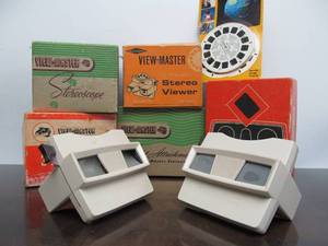 lot 69 image: Lot of 7 Different Vintage Viewmaster & Slide Viewers etc wReels