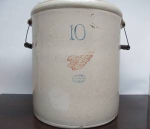 lot 74 image: 10 Gallon RED WING Stoneware Crock