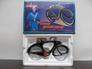 lot 77 image: Very Cool Bowden SPACELANDER Diecast 140s Space Age Bicycle