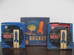 lot 92 image: 3 Vintage 1950s-60s Rocket Toy Sets wOriginal Boxes