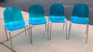 lot 211 image: Set of 4 Blue Acrylic Italian Designer Chairs by Domitalia 