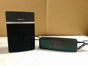 lot 234 image: 2 Working Bluetooth Speakers Bose & Anker