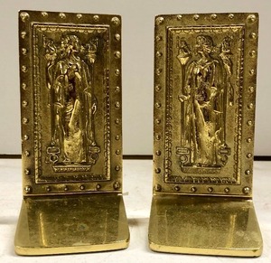 lot 237 image: Vintage Solid Brass Virginia Metalcrafters HUMANITAS Bookend Set