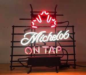 lot 305 image: Working Michelob ON TAP Neon Beer Sign