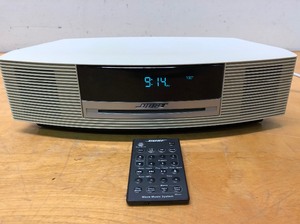 lot 281 image: Working BOSE Wave Music System wRemote #1