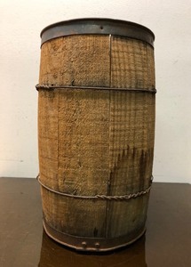 lot 343 image: Primitive Antique Nail Keg