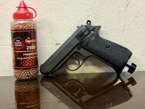 lot 403 image: Carl Walther Germany CROSMAN Model PPKS BB Air Pistol
