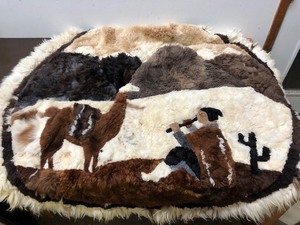 lot 461 image: Nice Clean Vintage Peruvian Alpaca Rug