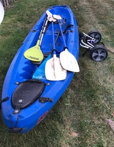 lot 466 image: 12 Stroke Kayak wPaddles
