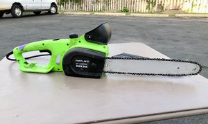 lot 473 image: Working PORTLAND 14 Electric Chainsaw