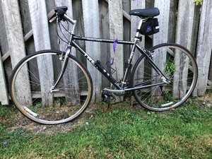 lot 494 image: TREK Multitrack 750 Mens Bicycle