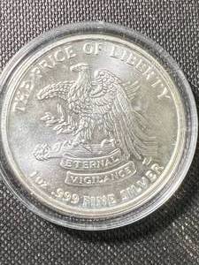 1 TROY OZ .999 FINE SILVER DONT TREAD ON ME ROUND IN AIRTITE