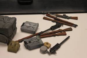 lot A-172 image: Scale Military Vehicle Model with Accessories