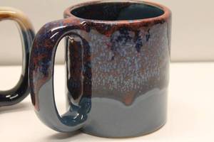 lot 173 image: Set of 2 Handcrafted Ceramic Mugs