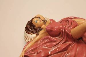lot 196 image: Vintage Ceramic Reclining Lady Figurine
