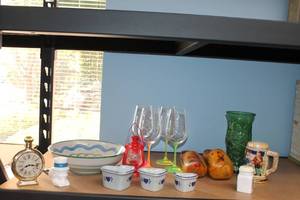lot 28 image: Assorted Decorative and Household Items Collection