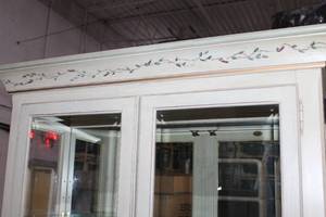 lot A-126 image: Vintage Glass Display Cabinet with Handpainted Floral Design