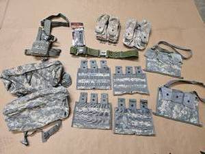 lot 41 image: Eagle ACU Modular Universal Leg Holster (excellent condition) and lot of gear
