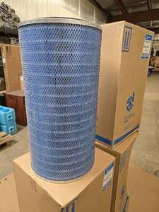 lot 42 image: 4 NIB DonaldsonTorit P190818-016-436 replacement filters.