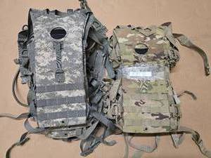 lot 45 image: 20 hydration carriers - 10 ACU  - 10 Multicam  Scorpion