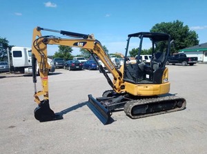 2019 Cat Model 304 E2 CR Mini Tracked Excavator