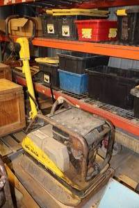 lot 772 image: 2002 Gas Walk Behind Plate Compactor BPU3545A