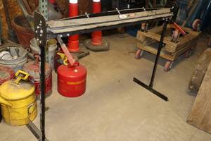 lot 794 image: Malco Mini Brake 22-GA 48 Metal Brake MB48A